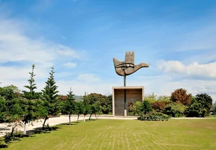 Visit Chandigarh- Yes taxi tours and Travels